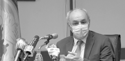 بركاني يكشف عن إعداد بروتوكول صحي لتنظيم الاستفتاء على الدستور:  ارتداء الكمامات واحترام مسافة التباعد وتحديد مسار الناخبين 