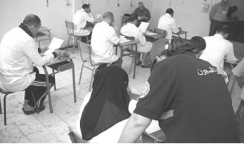 عبر 44 مؤسسة عقابية معتمدة: مشاركةُ أزيد من 3800 محبوس في شهادة التَّعليم المتوسط 