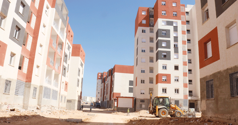 والي قسنطينة ينفي غلق عمارات بسبب الانزلاق في 