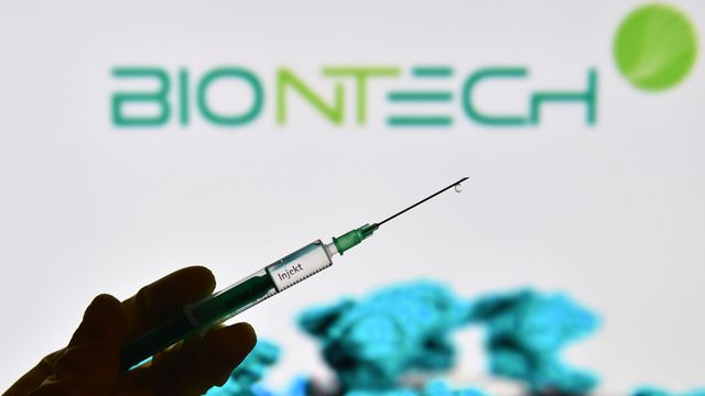 وزير خارجية ألمانيا يطالب بتخفيف القيود على المتلقين للقاح كورونا