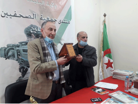 كُرم بالبليدة  بعد تتويجه عربيا في هذا النوع من الأدب