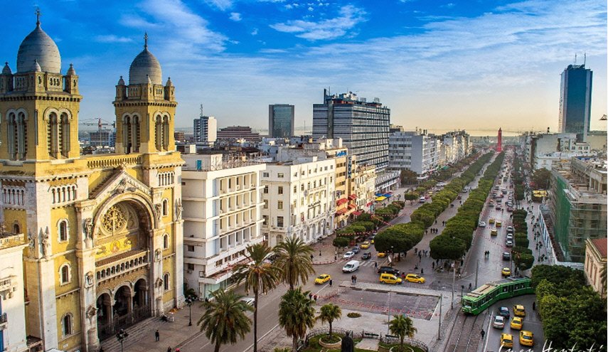 تونس : عودة الهدوء الى عدة مدن بعد أعمال شغب الليلة الماضية 