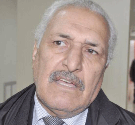 الجائزة والكاتب..  من يصنعُ من؟