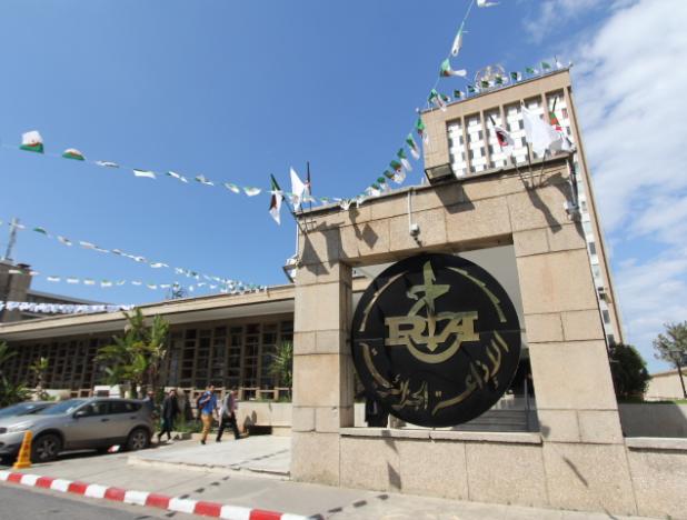 الإذاعة الوطنية : تنصيب مجيد فرحاتي مديرا جديدا للقناة الثانية