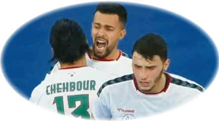 لاعب منتخب كرة اليد رضا عريب للنصر