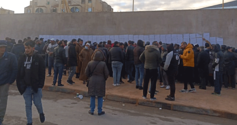 بعد نشر قائمة السكن الاجتماعي فجرا: ليـلة بيضـاء في مديـنتي الخـروب وعلي منجـلي