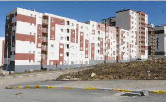 6 آلاف سكن «عدل» بالرتبة: السلطات تتعهــــد بالإســــــــراع في ربط شقــــــق بالغـــــــاز و الكهربـــــــــاء