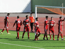 استدعى 14 لاعبا من الآمال: مدرب اتحاد عنابة يلجأ لحل ترقيعي