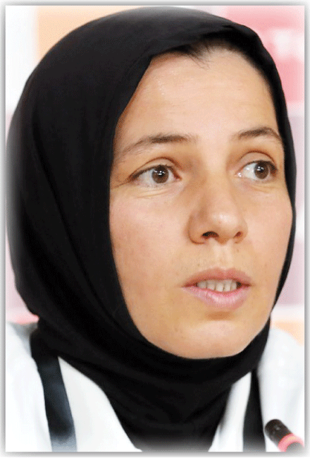 الناخبة الوطنية راضية فرتول للنصر