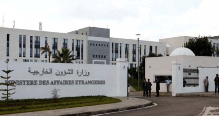 لعمامرة يجمع أزيد من 120 رئيس بعثة لضبط أولويات المرحلة المقبلة:  الرئيس تبــــون يحــــدّد خــارطة طريـــق الجهـاز الدبلوماســـي
