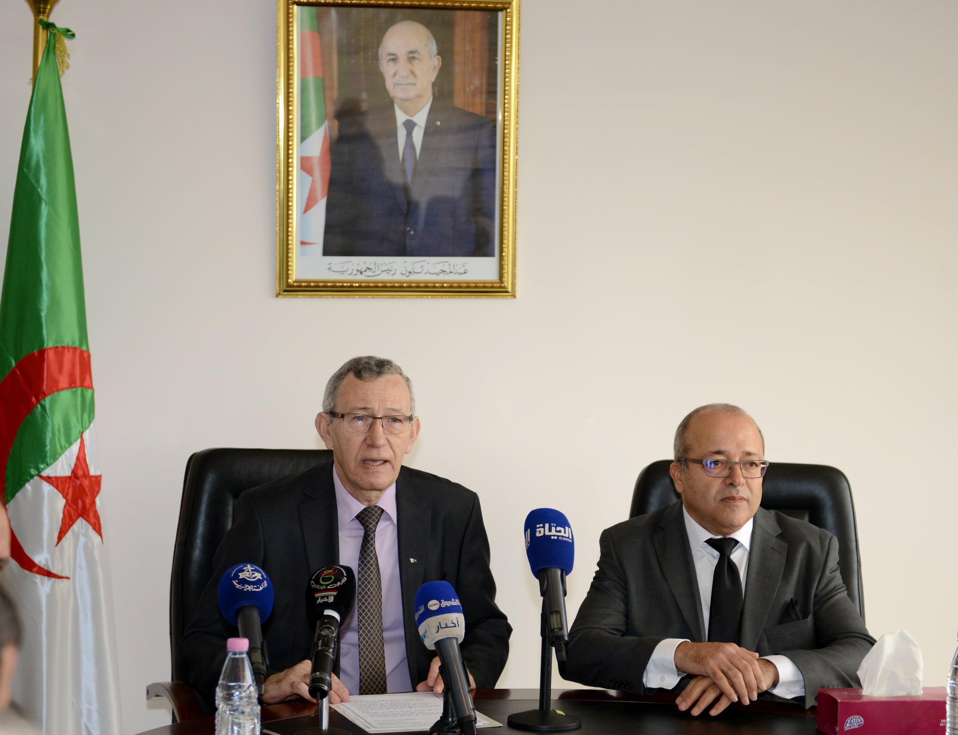 محمد بوسليماني يتسلم مهامه على رأس وزارة الاتصال 