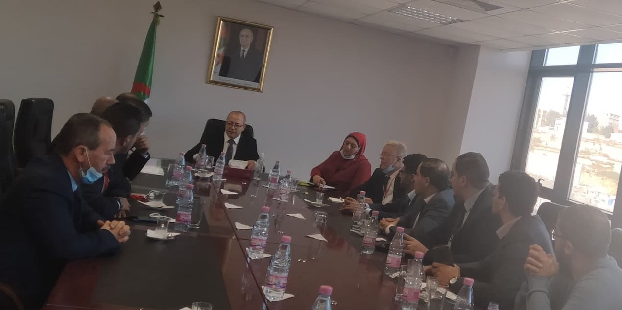 وزير الاتصال يؤكد استعداده للتكفل بانشغالات مسؤولي المواقع الإلكترونية في  