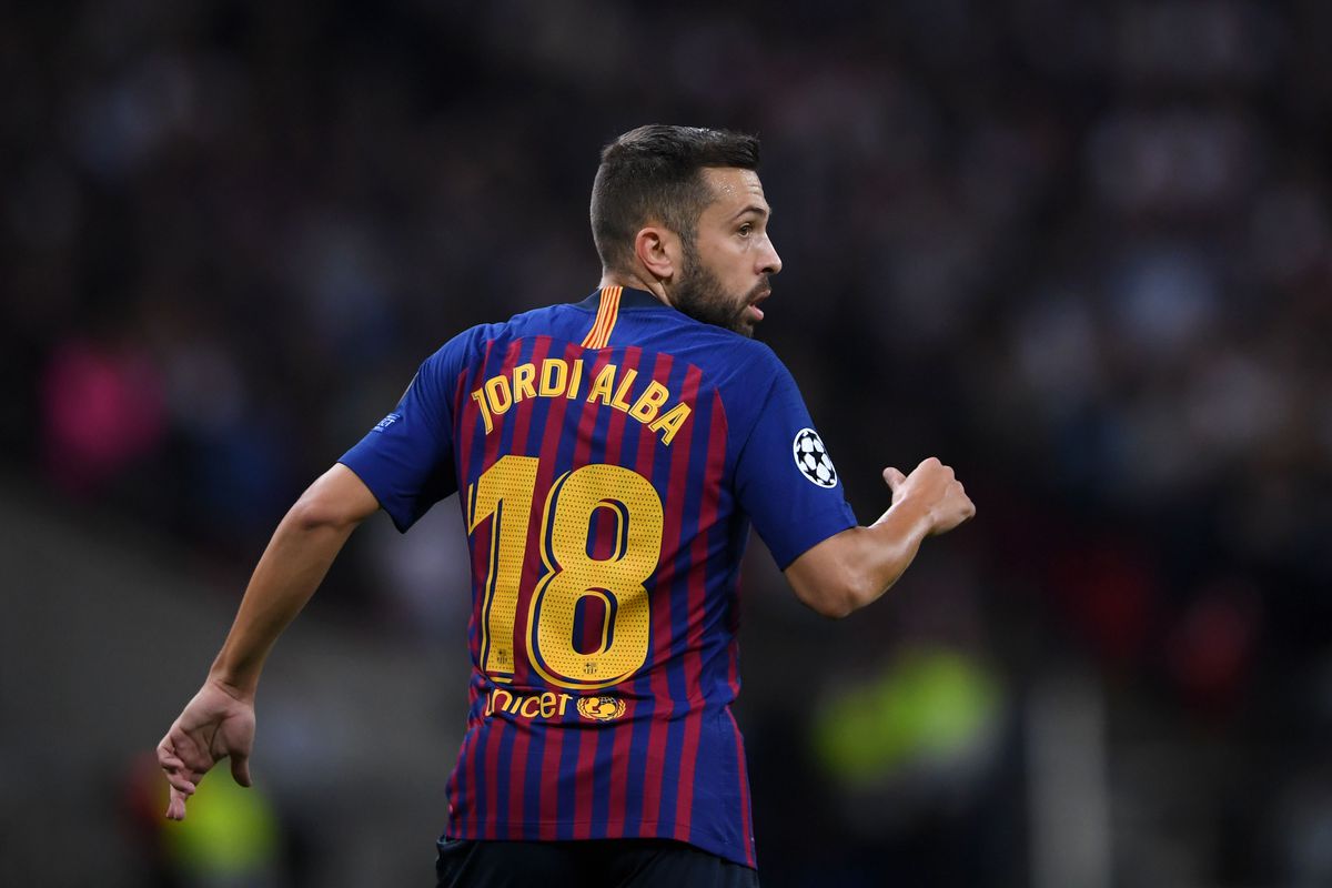 برشلونة يعلن إصابة نجمه جوردي ألبا بكورونا