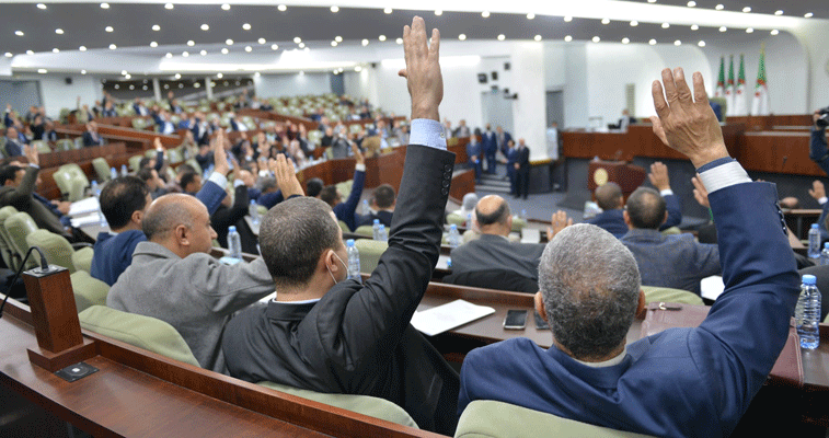 تبنوا نصين متعلقين بتعديل قانون العقوبات:  النواب يصادقون  على معاقبة المضاربين و غالقي المؤسسات والطرق
