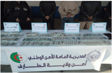 تنشط عبر عدة ولايات: الإطاحة بشبكة لتزوير العملة و حجز نصف مليار
