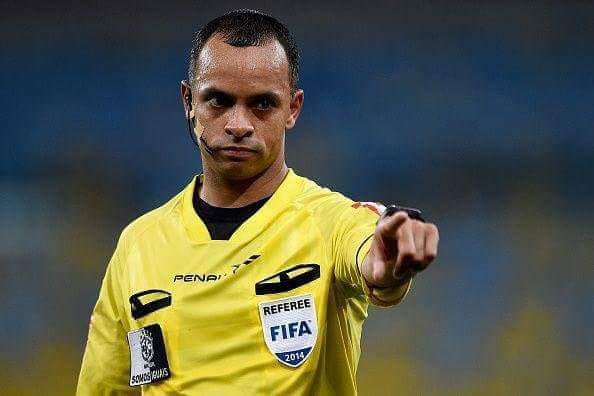 الكشف عن حكم مباراة الجزائر المغرب في ربع النهائي من كأس العرب