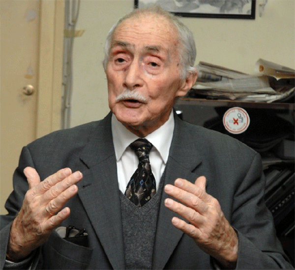 وفاة عميد المدافعين عن حقوق الإنسان في الجزائر علي يحيى عبد النور