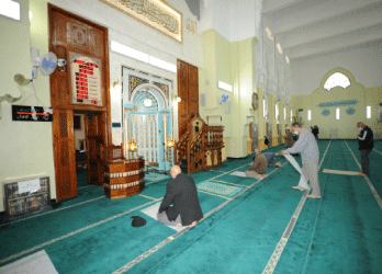 آخذة بعين الاعتبار حساسية الظرف الاجتماعي: المساجــــد تُقـــــدّم جمـــع زكــاة الفطـــر لفائـــــدة الأســــــر المحتــــاجـــــة 