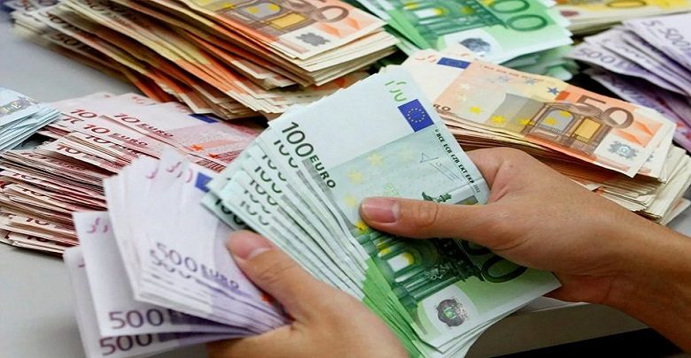 وزير المالية: اعتماد 100 مكتب للصرف بالفنادق الكبرى والمطارات 