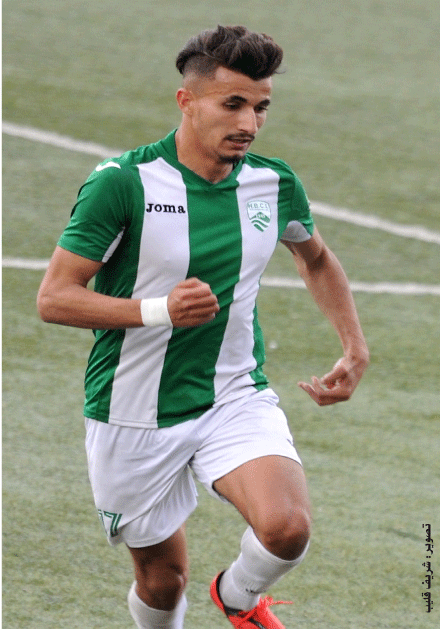 لاعب هلال شلغوم العيد بلقاسم يدادان للنصر