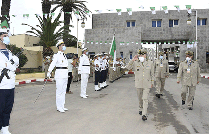الفريق شنقريحة يشرف على مراسم حفل تخرج الدفعة ال14 بالمدرسة العليا الحربية 