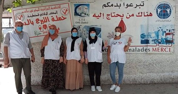 الجائحة تسببت في عزوف المتبرعين و تراجع الحملات: مرضى في رحلة بحث عن كيس دم
