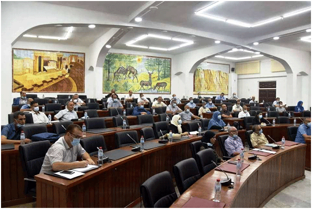 بعد شروع والي قالمة الجديد في عملها : ملفات السكن و البيئة و الحرائق محور أول جلسة عمل للهيئة التنفيذية 