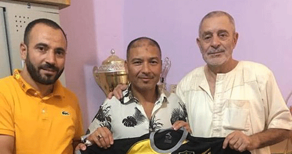 عمل مع رديف برينتفورد: مدرب اتحاد الشاوية الجديد يقود أول حصة تدريبية