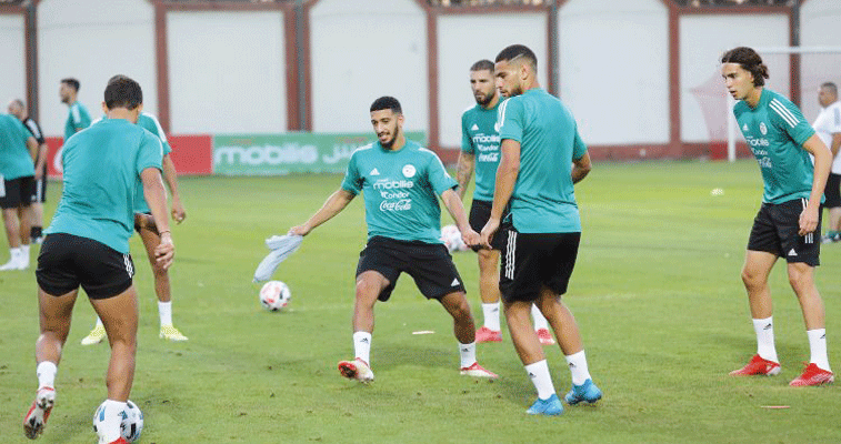 أخضع المهاجمين لعمل خاص: النــــاخب الوطنــــي يصــــر علـــى تسجيــــل أكبــــــــر عـــــــدد مــــــن الأهـــــــــداف