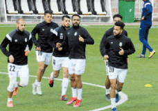 يلتحقون بتونس مطلع الأسبوع: 4 لاعبين يضيّعــــون بدايـــــة تربــص الوفــــــاق 