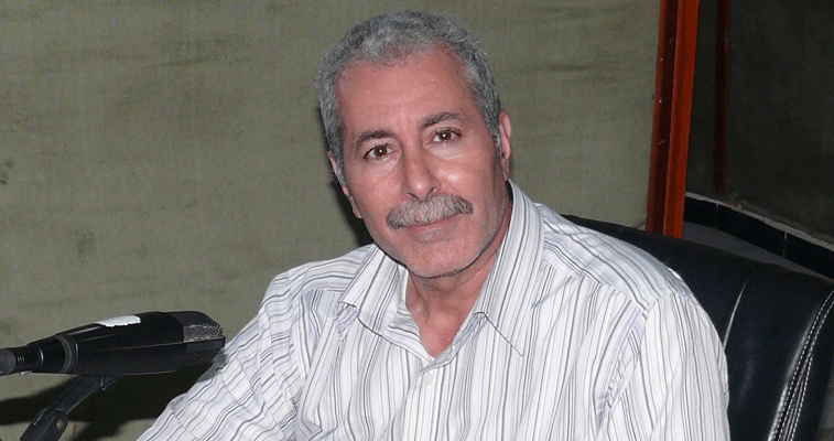 أستاذ العلوم السياسية عبد السلام يخلف 