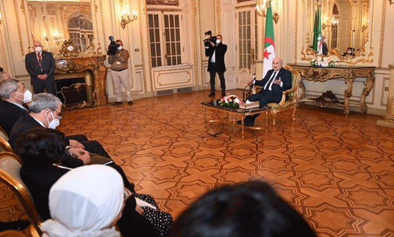 حظي باستقبال أخوي من الرئيس السيسي بالقـاهرة: الرئيس تبـــون يستهـــــل زيارتـــــه بلقـــاء مـــع ممثلي الجاليـة