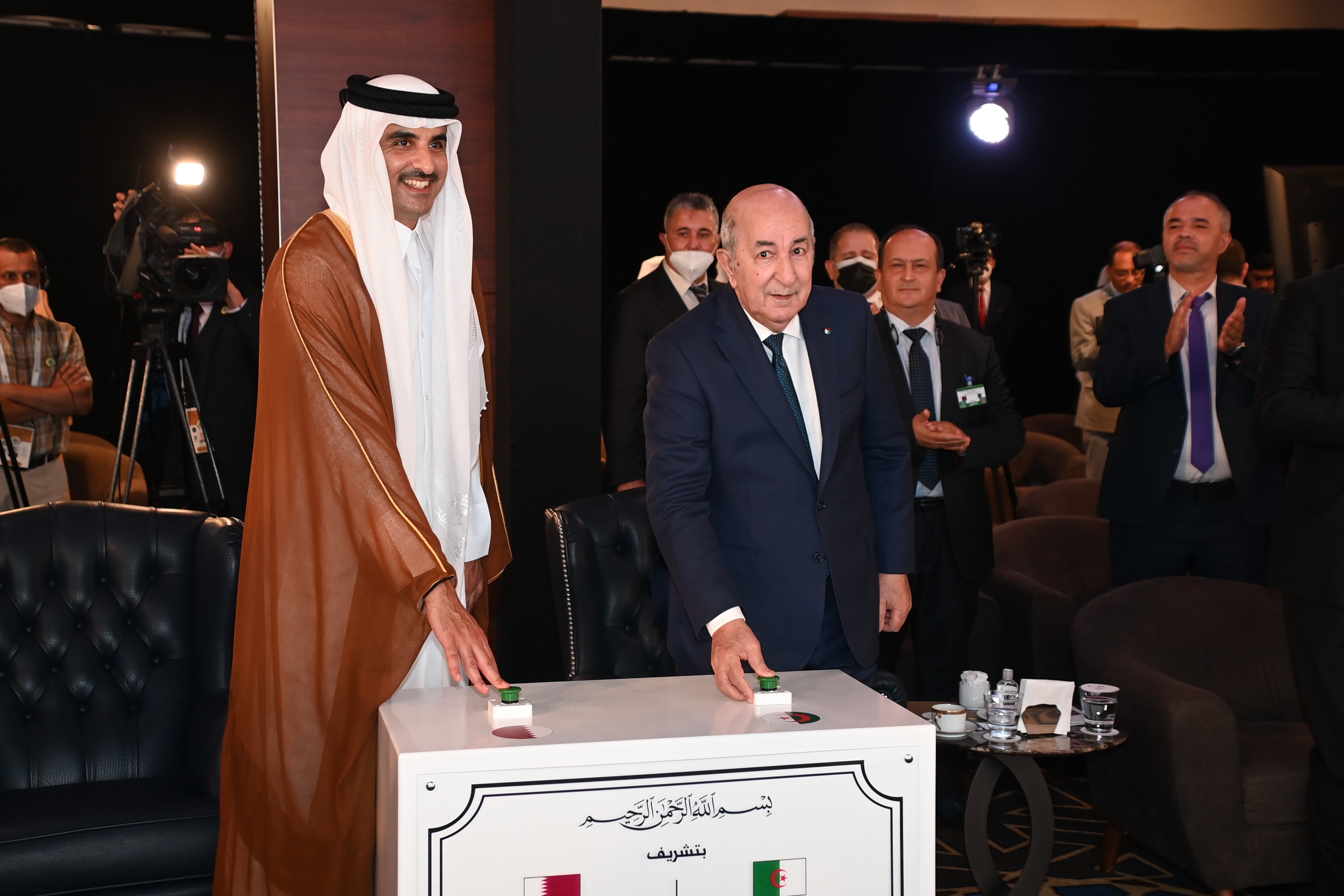 تحت إشراف الرئيس تبون و أمير دولة قطر
