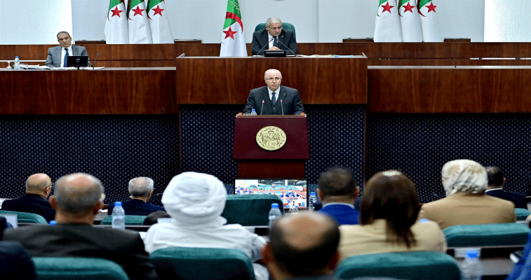 الوزير الأول يؤكد أن الجزائر تجاوزت المراحل الصعبة ويكشف: أكثر من 80 بالمئة  من التزامات الرئيس تحققت