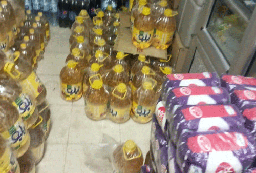 مكــافحة المضاربة بتبسة: حــجز 1000  لتر من الزيـت و 840 كــلغ ســكر