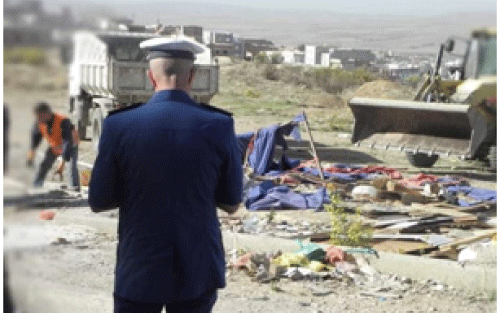 رافقتها عمليات لتنظيف المحيط: إزالة أكشاك ولوحات إشهارية فوضوية بالخروب في قسنطينة