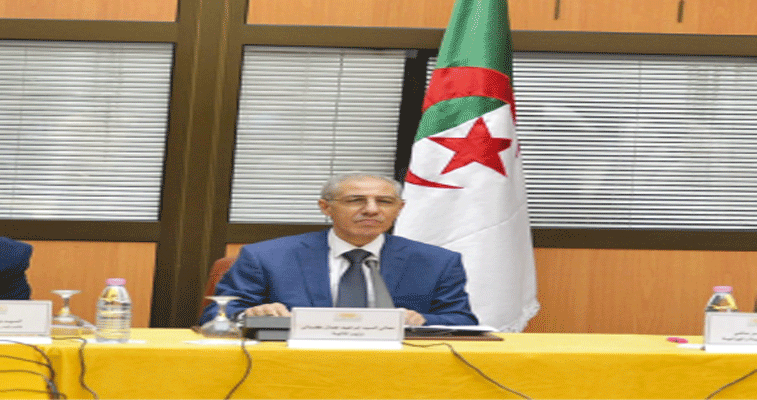 كسالي يعرض مشروع قانون المالية 2023 أمام لجنة المالية: احتياطــــي بـ 1976 مليــــــار دينــــــار لتغطيــــــــة الزيــــــادات في الأجـــــــور ومنحــــــة البطالـــــــة