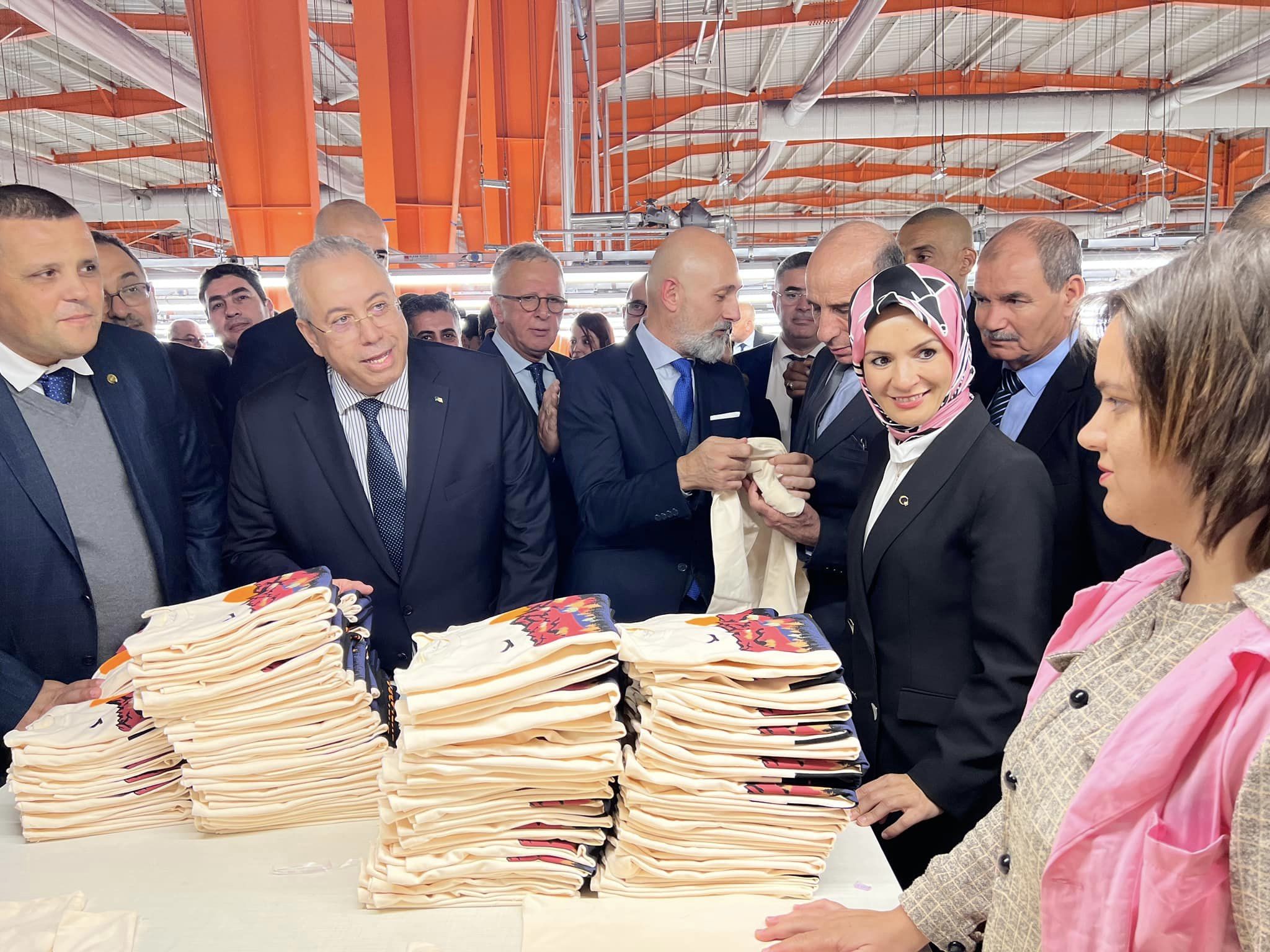 يوجه 70 بالمائة من الإنتاج لإمداد عديد علامات الألبسة العالمية