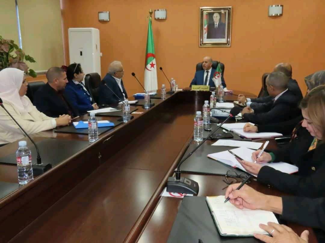 وزير الصحة يستقبل أعضاء النقابة الوطنية الجزائرية للنفسانيين