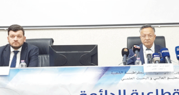 وزير التعليم العالي والبحث العلمي كمال بداري يؤكد: إطلاق مدرسة عليا لتكنولوجيا الطائرات المسيرة 
