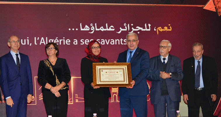 تقديرا لإنجازاتهم العلمية داخل وخارج الوطن: تتويج ثلاثة باحثين بوسام العالم الجزائري