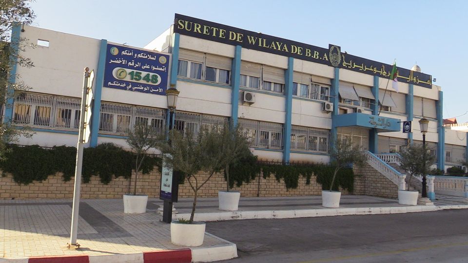 برج بوعريريج: الأمن يحجز أوراق نقدية مزورة 