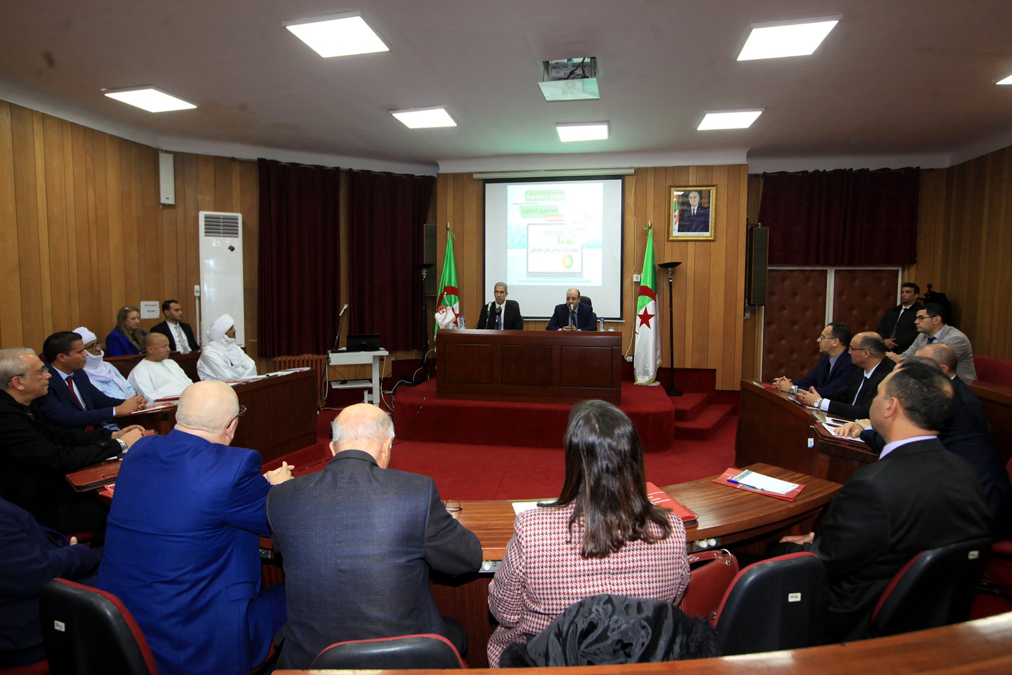 عمور: النتائج الإيجابية التي حققتها وساطة الجمهورية تفرض تحدي جعلها قوة اقتراح فعالة	