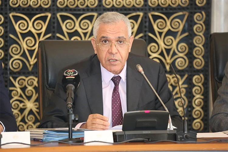 وزير العدل: مواصلة مسعى استرجاع أموال الشعب المنهوبة