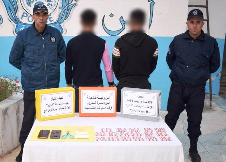 قسنطينة: توقيف توأم بتهمة ترويج المؤثرات العقلية 