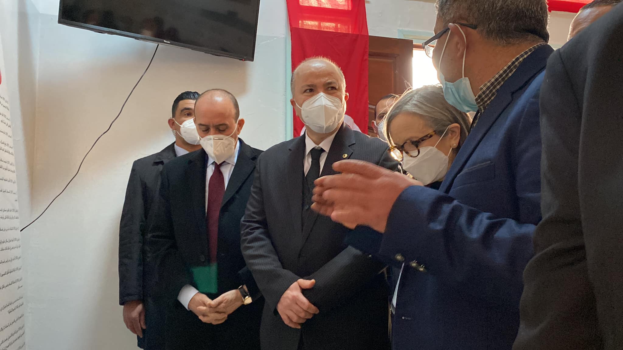 بن عبد الرحمان يؤكد حرص الرئيس تبون على خصوصية العلاقات مع تونس