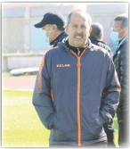 عباس يغادر الهلال: اللاعبــــــــون يعدلــــــــون عــــــــن الإضــــــــــــراب