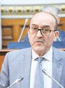 وزير الداخلية كمال بلجود يؤكد:  17 مجلســـــــا بلديـــــا وضعــت تحــت سلطـــة الـــولاة