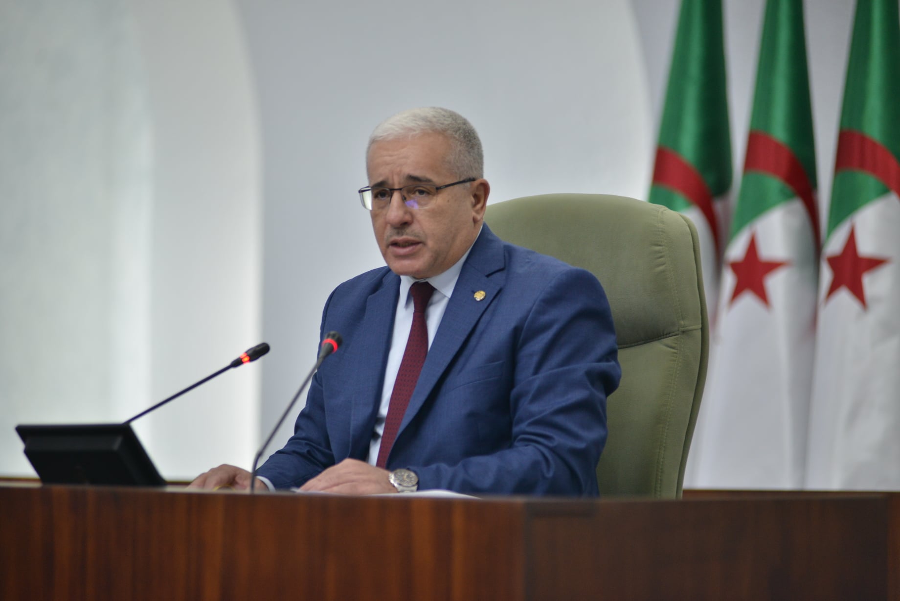 بوغالي يدعو البرلمانيين 