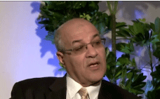 أستاذ القانون الدولي العام البروفيسور العايب علاوة للنصر: التحـوّل الإسباني مناورة  من الحكومة ستنتهي بسقوطها 